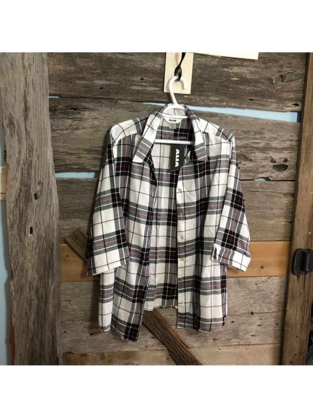 ALIA NWT Plus Size 16W Black/White Plaid Blouse